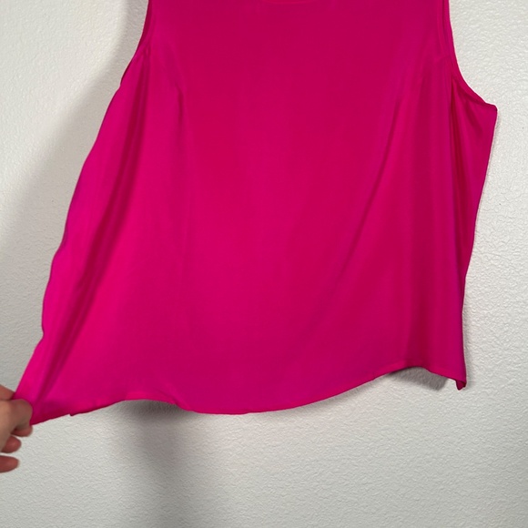 Maurada plus size 1X sleeveless blouse Hot pink 100% silk vintage satin - Picture 3 of 9